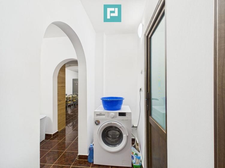 Apartament cu 3 camere decomandat, mobilat în Girocului