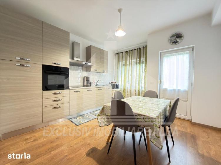 Apartament cu 3 camere decomandat în Cetate