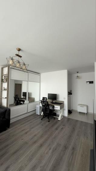 Apartament cu 2 camere decomandat în Păcii