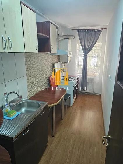 Garsonieră decomandată în Trivale