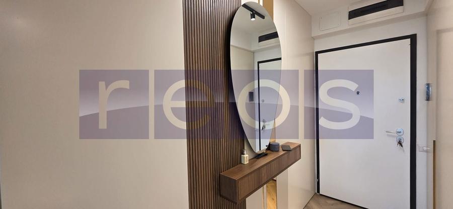 Apartament cu 3 camere decomandat, mobilat în Pipera