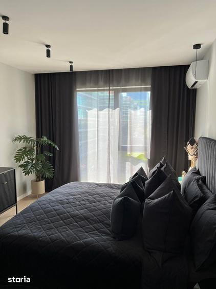 Apartament cu 4 camere decomandat în Pipera