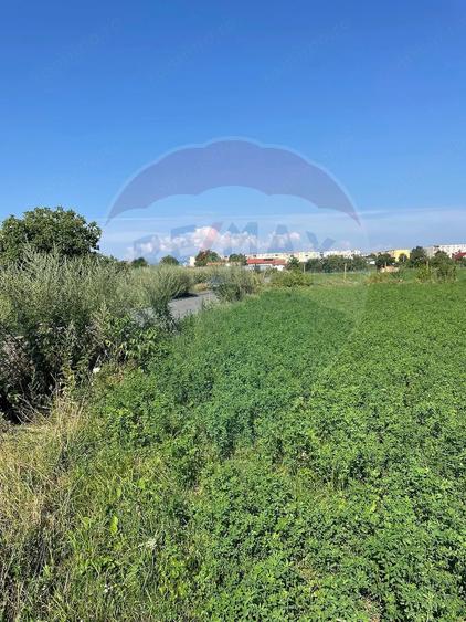 Teren de 1270 mp, în Central