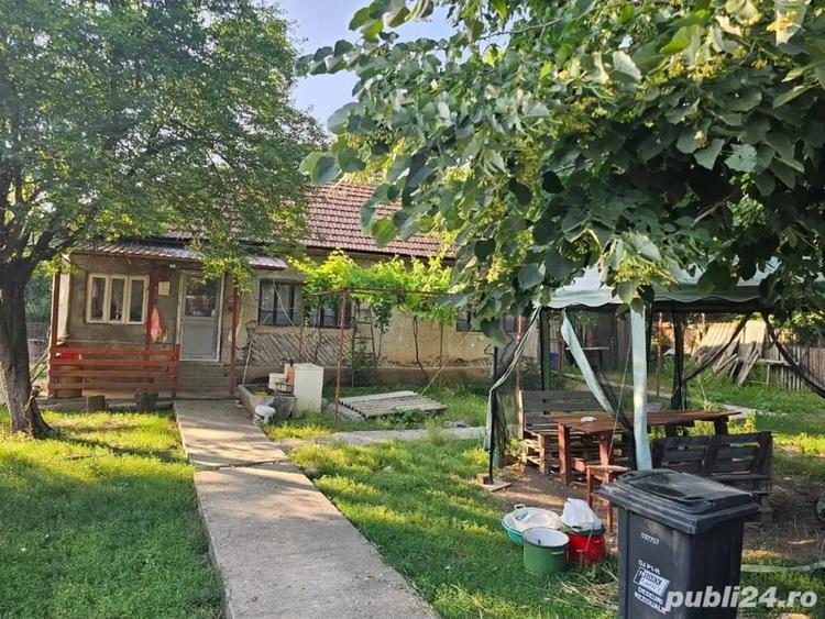 Casă cu 3 camere în Central