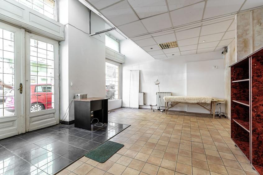 Spațiu comercial, de 465 mp, în Central