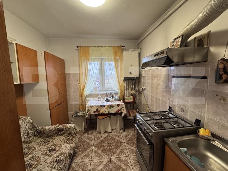 Apartament 2 camere, 55 mp, decomandat, zona Traian - 3
