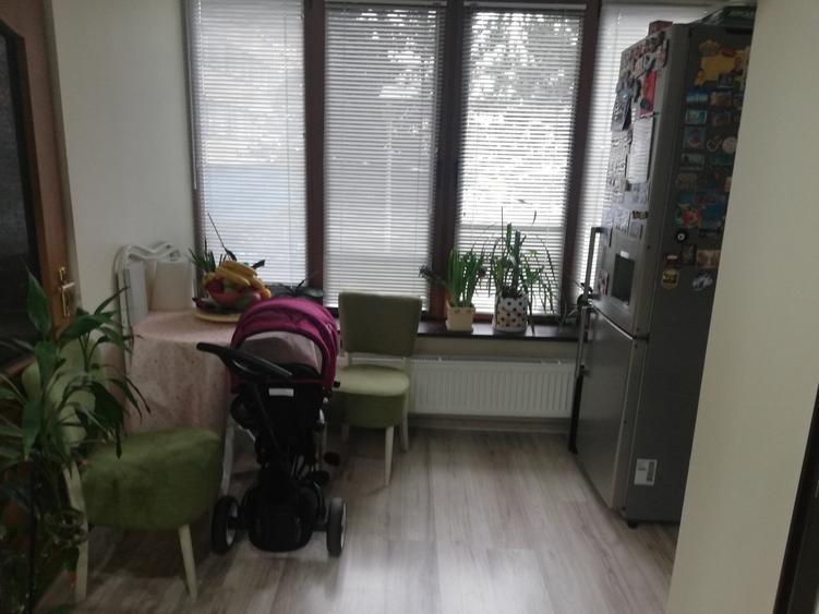 Apartament cu 3 camere decomandat, mobilat în Mărăști