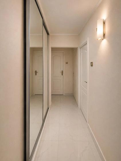 Apartament cu 3 camere decomandat în Titan