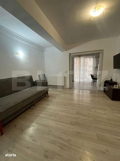 Apartament cu 3 camere decomandat în Uricani