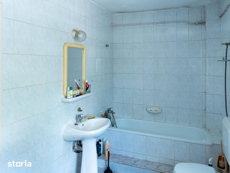 Casă cu 5 camere cu Teren 216 Mp în Giurgiului