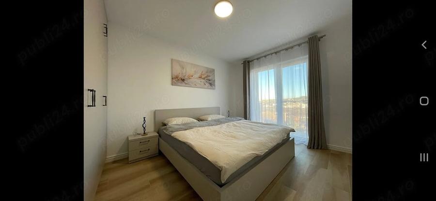 Apartament cu 3 camere decomandat în Borhanci