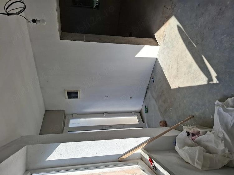 Casă cu 3 camere cu Teren 1000 Mp în Cicir
