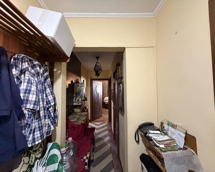 Apartament cu 3 camere decomandat în Rogerius