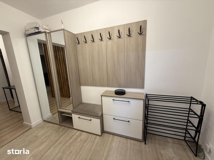 Apartament cu 3 camere în Calea București