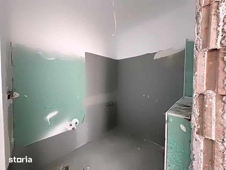 Apartament cu 3 camere decomandat în Ștefan cel Mare