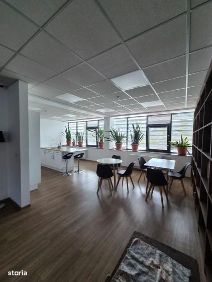 SPATIU DE BIROURI cu parcare generoasa - 1