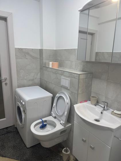 Apartament cu 3 camere în Sud
