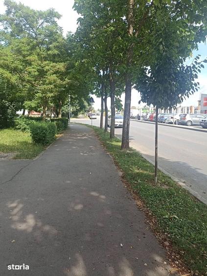 Spațiu comercial, de 64 mp, în Lenin