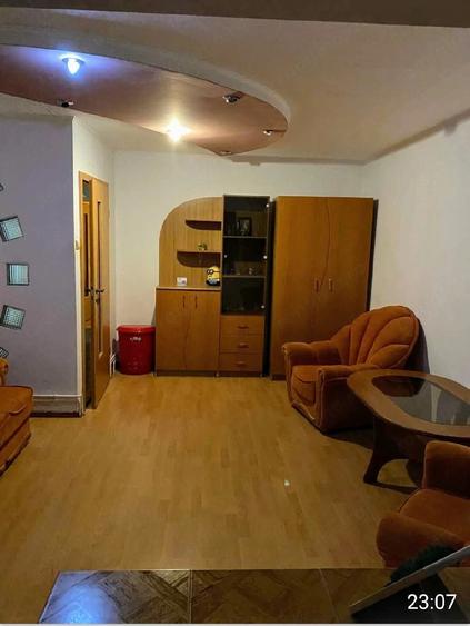 Apartament cu 2 camere decomandat în Steaua