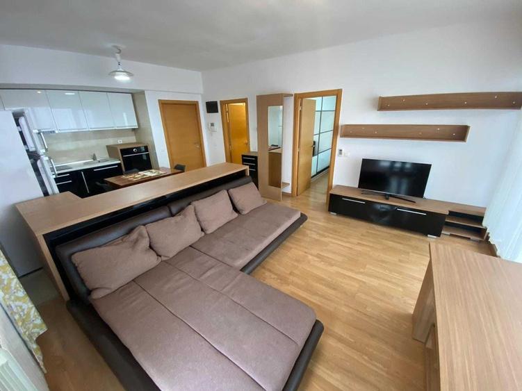 Apartament cu 2 camere semidecomandat în Dosu Bricii