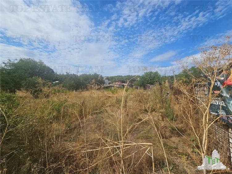 Teren Construcții intravilan de 1385 mp, în Ghencea