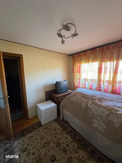 Casă cu 4 camere cu Teren 1000 Mp în Firiza