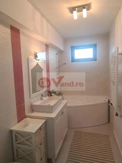 Casă cu 4 camere cu Teren 1500 Mp în Vânători