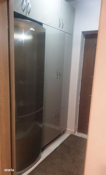 Garsonieră decomandată în 13 Septembrie