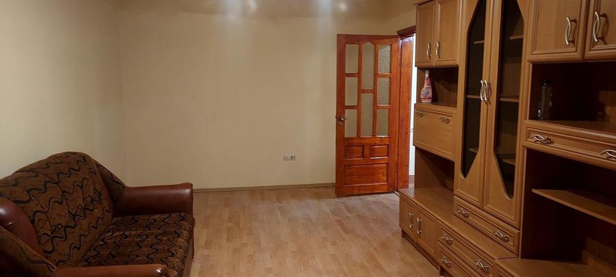 Apartament cu 2 camere decomandat în Băceni