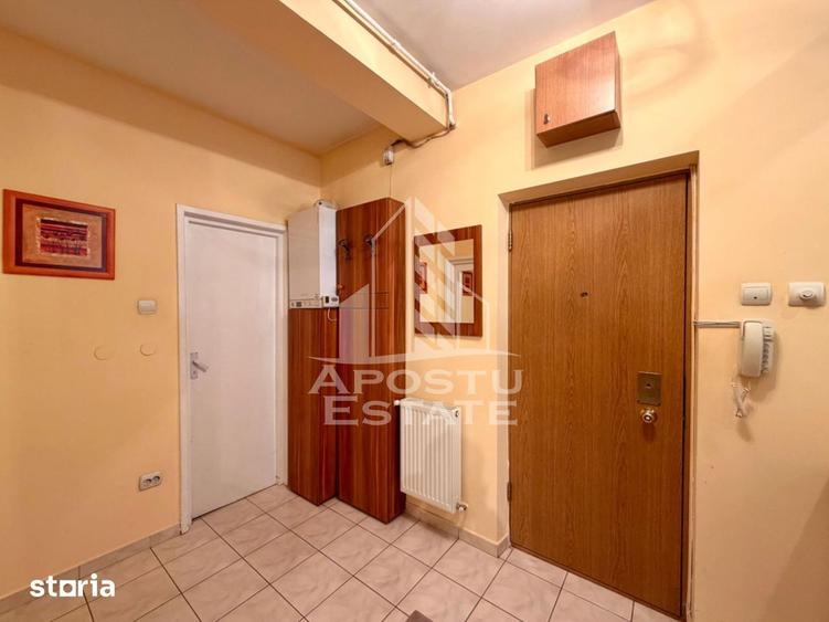 Apartament cu 2 camere, mobilat în Fabric