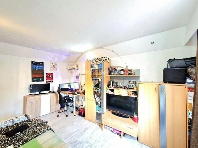 Garsonieră decomandată în Aradului