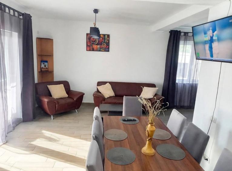 Duplex cu 4 camere cu Canalizare în Ghiroda