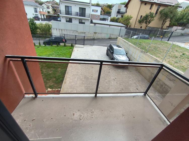 Casă cu 4 camere în Dezmir