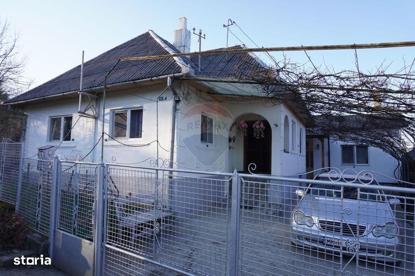 Casă cu 4 camere în Valea Hotarului