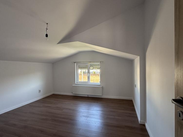 Casă individuală cu 6 camere cu Teren 500 Mp în Ciorogârla