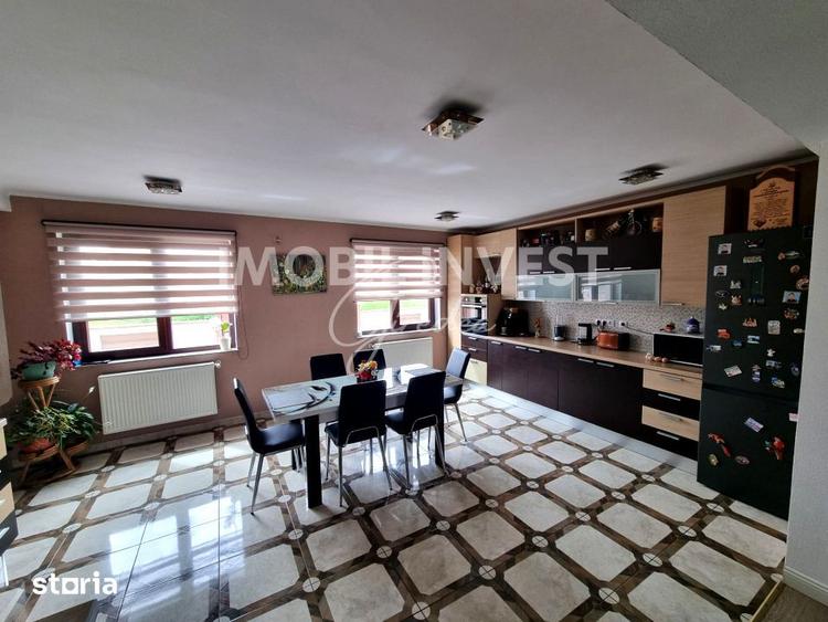 Casa individuala, 4 dormitoare, 340 mp Utili, Teren 1719 mp, garaj - 1
