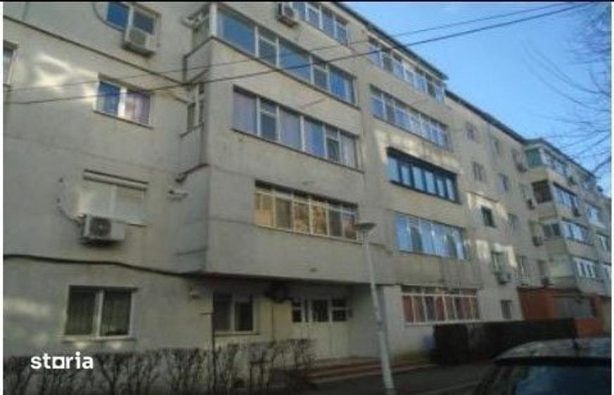 Apartament cu 3 camere în Obor
