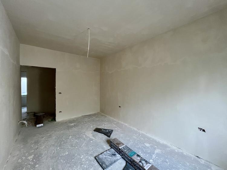 Duplex cu 5 camere cu Canalizare în Giroc