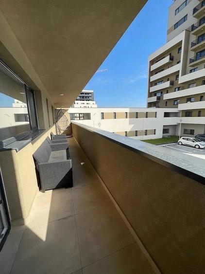 Apartament cu 2 camere decomandat în Noua