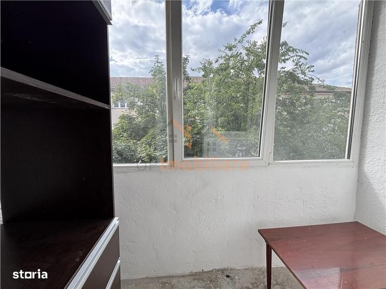 Apartament 2 Camere | Balcon | Etaj Intermediar | Zona Rogerius | Orad - 1