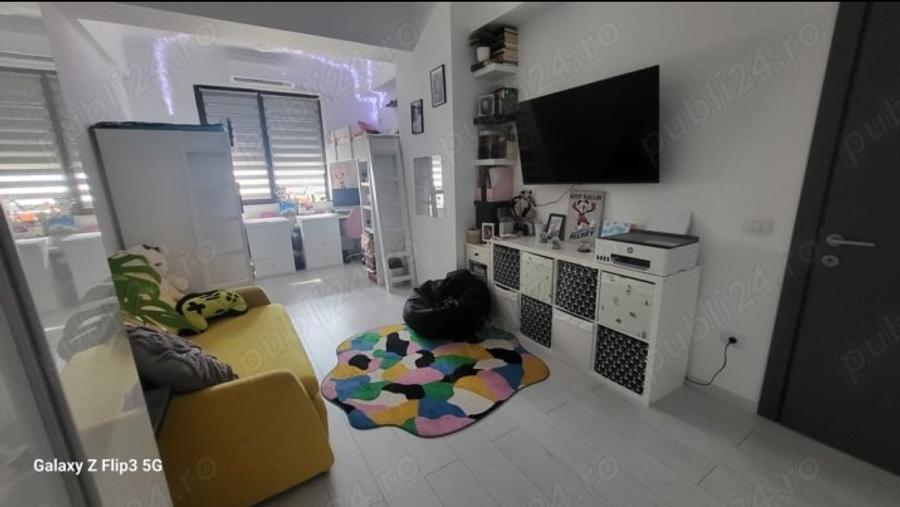 Apartament cu 2 camere decomandat în