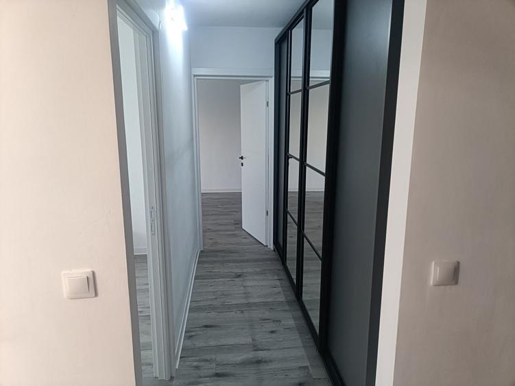 Inchiriez apartament doua camere decomandat sector 3 - 4