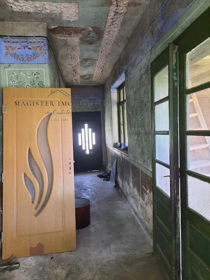 Casă cu 5 camere cu Teren 1600 Mp în Zorlențu Mare