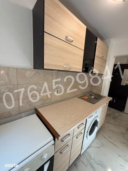 Apartament cu 2 camere decomandat în Tei