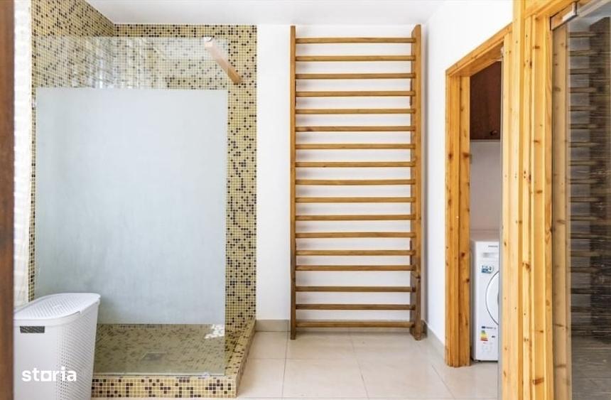 Casă cu 4 camere cu Teren 1300 Mp în Corunca