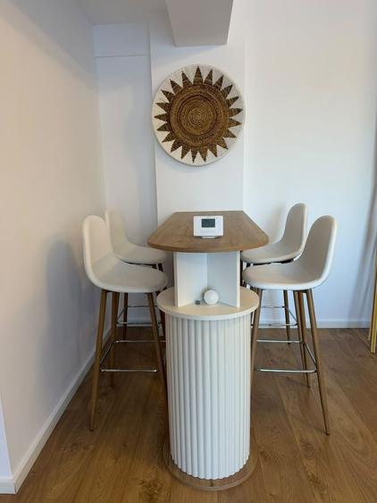 Apartament cu 3 camere, mobilat în Dămăroaia