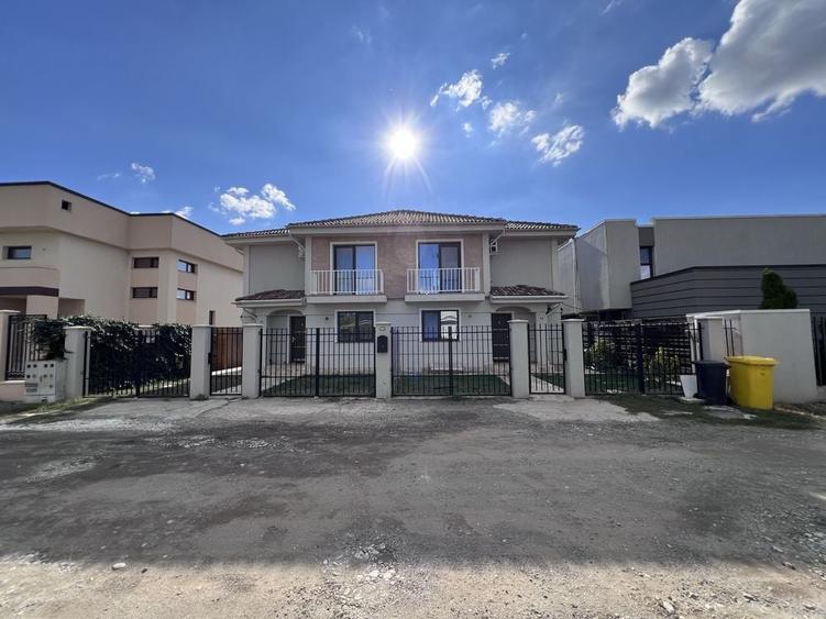 Casă cu 4 camere în Preajba