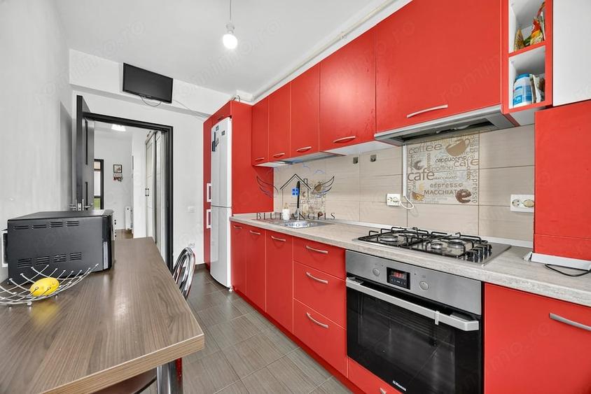 Apartament cu 3 camere decomandat în Sânpetru