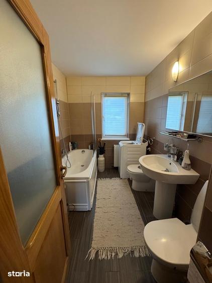 Apartament cu 4 camere în Cartierul Traian