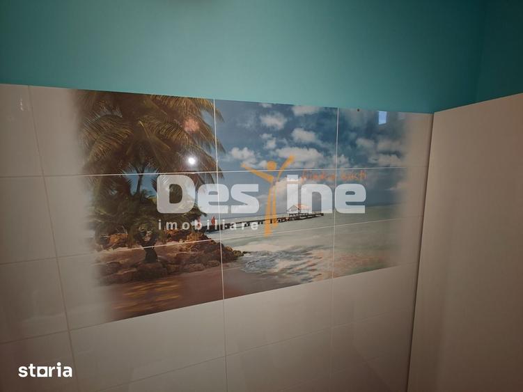 Apartament cu 3 camere decomandat, mobilat în Central